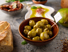 Grüne Oliven mit Mangosoße 150g