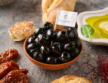 Schwarze Oliven mit Knoblauch 150g