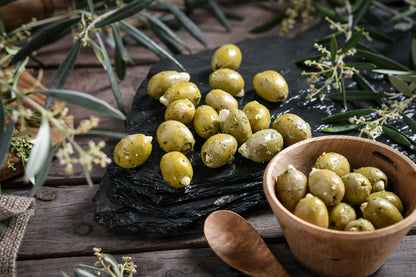 Mandeloliven mit Pesto 150g