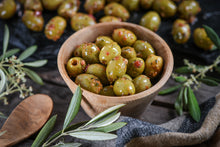 Grüne Oliven süß-pikant mit Berberitzen 150g