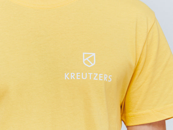 Die Schmiede – Pánské tričko KREUTZERS Basic s kulatým výstřihem (taxi yellow)