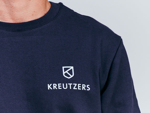 Die Schmiede - KREUTZERS Basic Crewneck Men (námořnictvo)