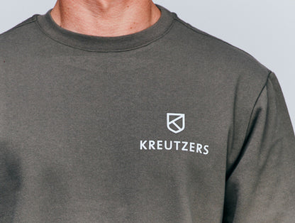 Die Schmiede - KREUTZERS Basic Crewneck Men (olivový)