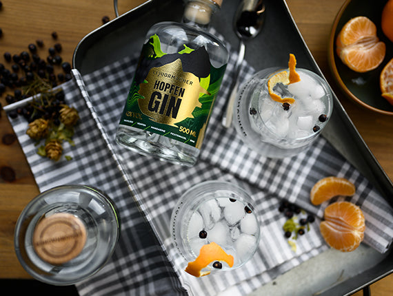 Likér chmelový gin